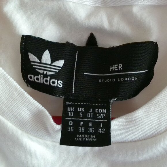 adidas Women's Floral White T-Shirt Small - Picture 2 of 3